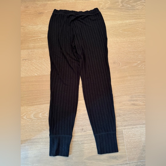 Chaser Small Lined Textured Black Joggers. 🖤⚡️ - Picture 3 of 4